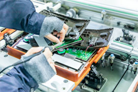 自動焊接機(jī)器人型號齊全,定制化自動焊接設(shè)備