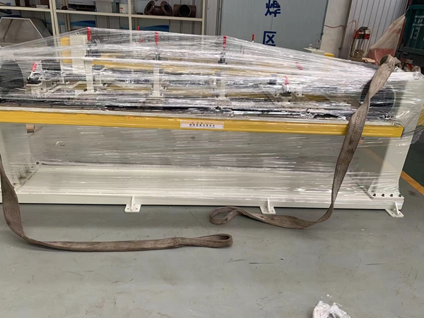 結(jié)構(gòu)件焊接機(jī)器人工作站 焊接工作站