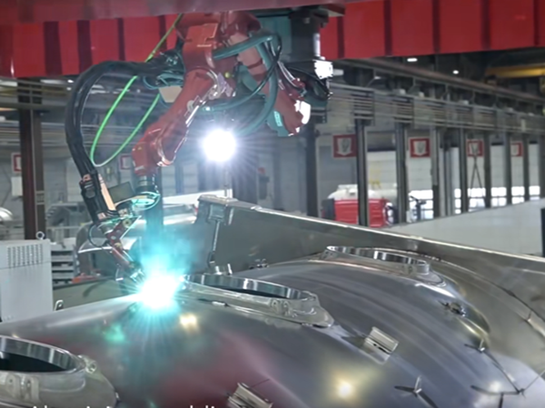 焊接機(jī)器人的分類有哪些 焊接機(jī)器人分類有哪些