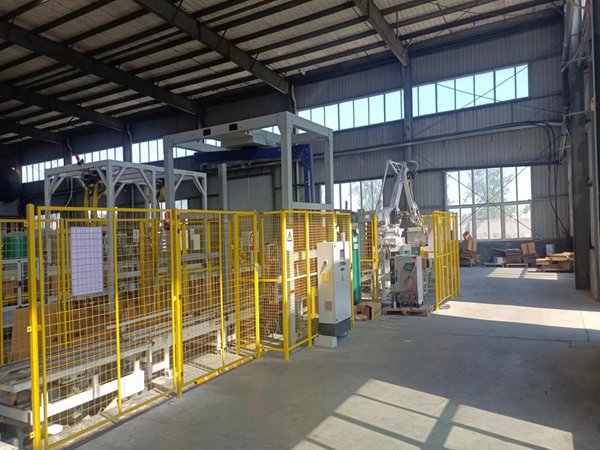 機床上下料工業(yè)機器人圖片展示 機床上下料工業(yè)機器人的特點