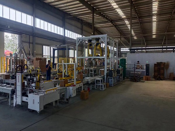 賽邦自動碼垛機(jī)器人圖片 工業(yè)自動碼垛機(jī)器人的應(yīng)用