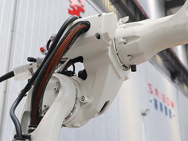 機(jī)器人焊接設(shè)備提高生產(chǎn)效率 機(jī)器人焊接設(shè)備提高生產(chǎn)效率