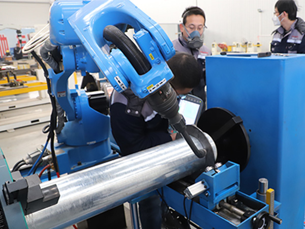 判斷自動焊接機器人是否需要保養(yǎng) 判斷自動焊接機器人是否需要保養(yǎng)