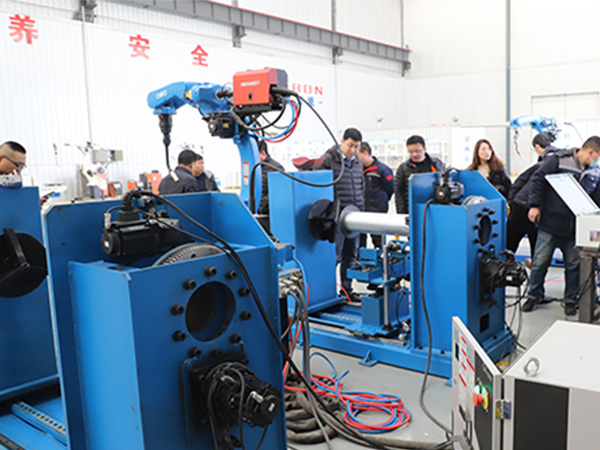 罐體自動焊接設備 罐體自動焊接設備