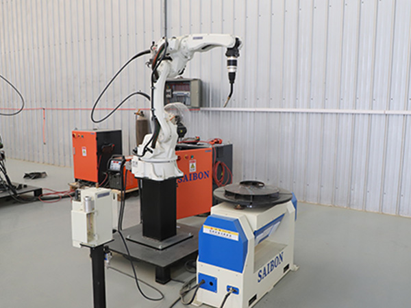 自動(dòng)焊接機(jī)器人的是怎樣做到靈活焊接的？