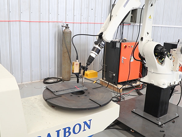 自動(dòng)激光焊接機(jī)器人效果