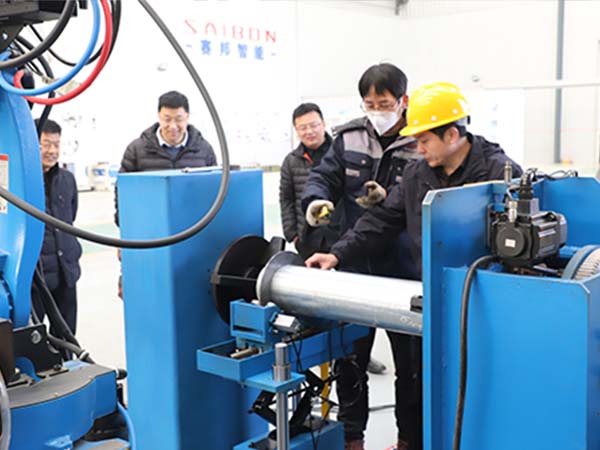 焊接機(jī)器人生產(chǎn)線優(yōu)勢(shì)