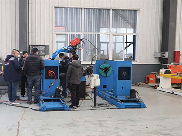 焊接變位機(jī)帶導(dǎo)軌 焊接變位機(jī)帶導(dǎo)軌