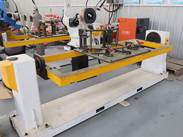 工程結(jié)構(gòu)件使用焊接變位機的優(yōu)勢 工程結(jié)構(gòu)件使用焊接變位機的優(yōu)勢